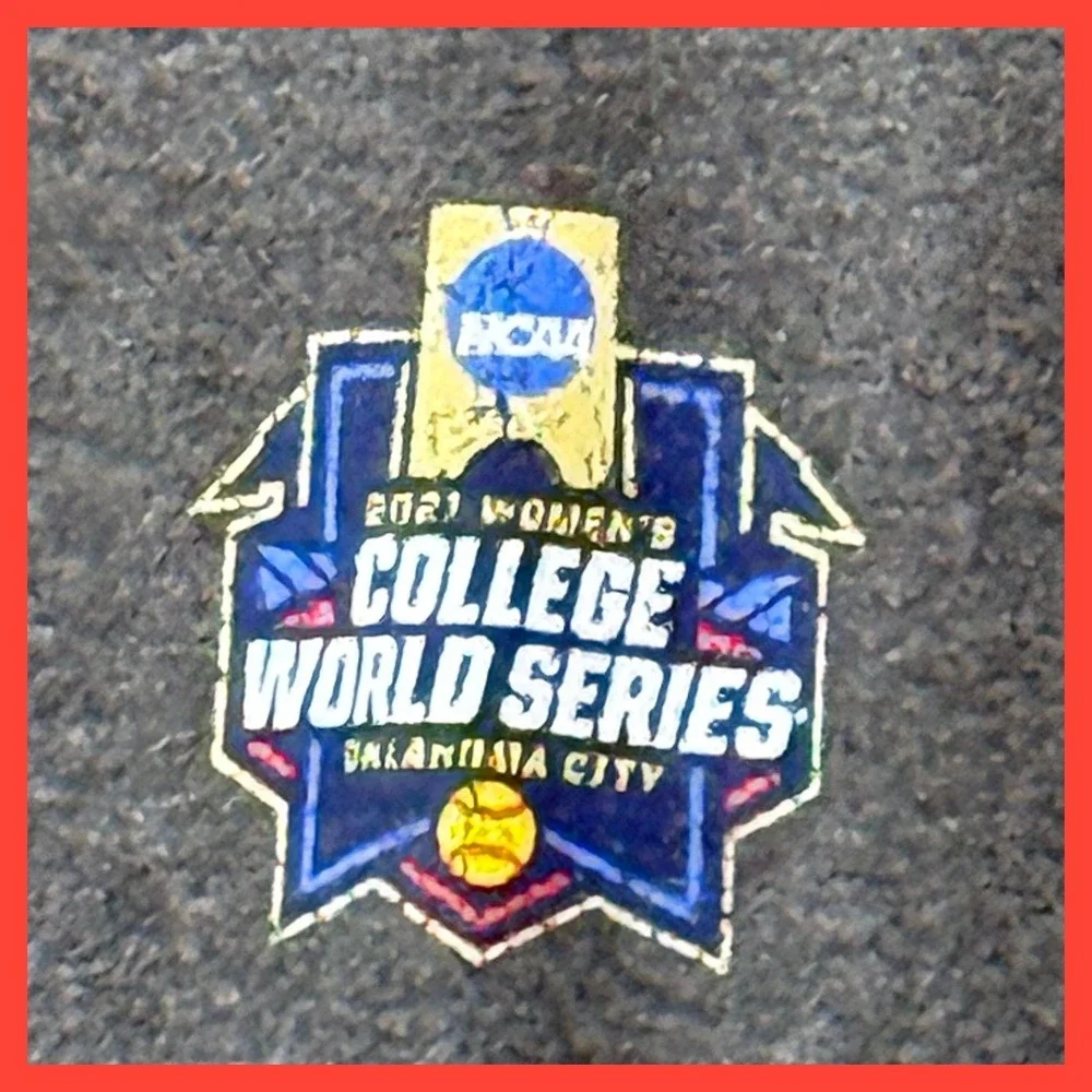 Champion 2021 NCAA Womens College World Series Softball T-Shirt Gray XL - Picture 3 of 5